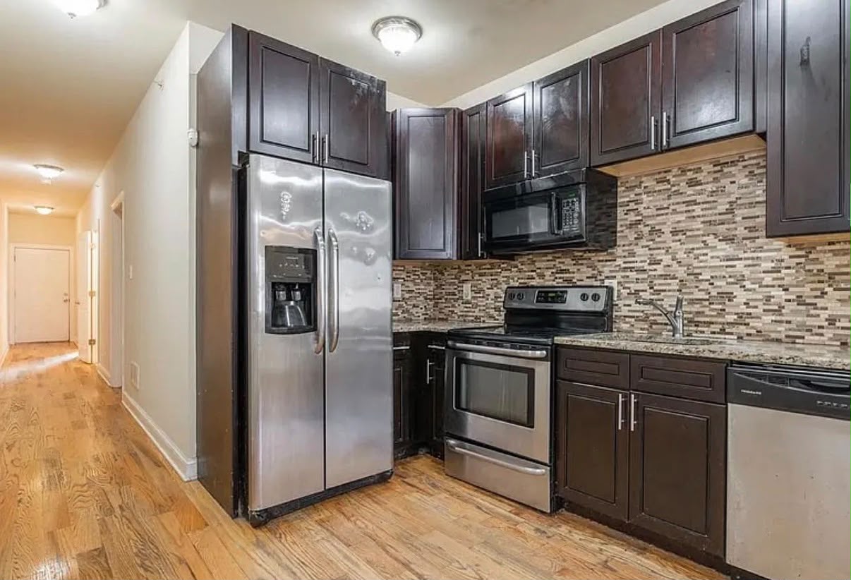 Shared kitchen in a KTC Roomster co-living home in Philadelphia